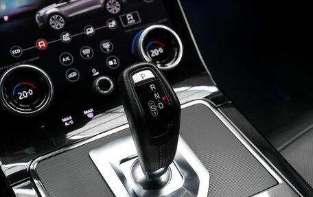 Land Rover Range Rover Evoque II, 2019 год, 3 290 000 рублей, 15 фотография