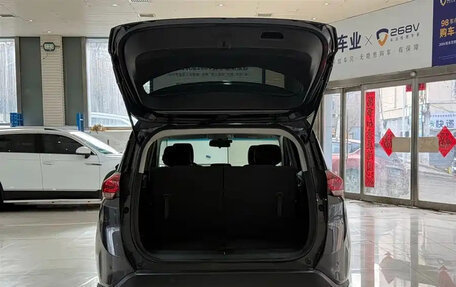 Chevrolet Orlando, 2023 год, 1 488 123 рублей, 8 фотография