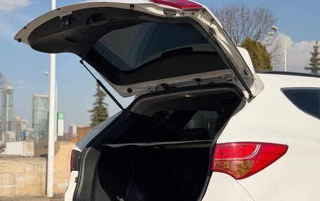 Hyundai Santa Fe III рестайлинг, 2013 год, 2 050 000 рублей, 8 фотография