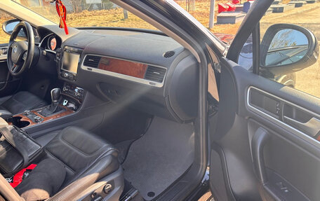 Volkswagen Touareg III, 2013 год, 2 650 000 рублей, 13 фотография