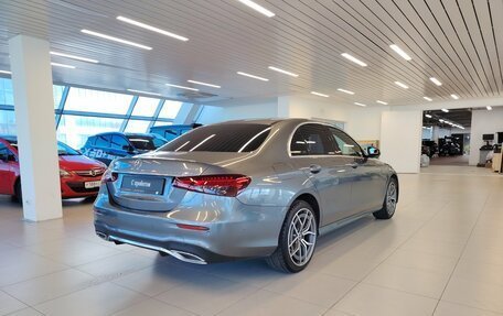 Mercedes-Benz E-Класс, 2020 год, 3 650 000 рублей, 2 фотография