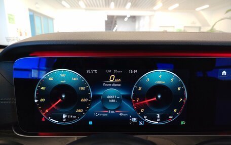 Mercedes-Benz E-Класс, 2020 год, 3 650 000 рублей, 19 фотография