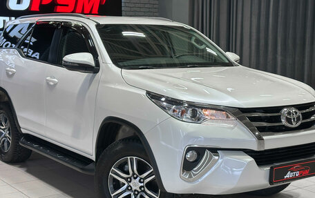 Toyota Fortuner II, 2019 год, 2 990 000 рублей, 4 фотография