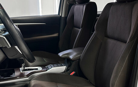 Toyota Fortuner II, 2019 год, 2 990 000 рублей, 13 фотография