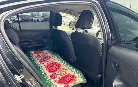 Toyota Aqua I, 2013 год, 829 000 рублей, 15 фотография