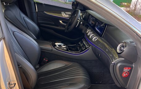 Mercedes-Benz CLS, 2020 год, 5 500 000 рублей, 13 фотография