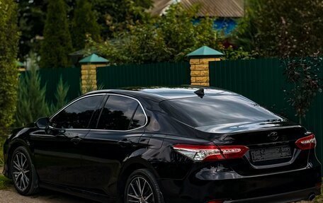 Toyota Camry, 2022 год, 4 070 000 рублей, 3 фотография