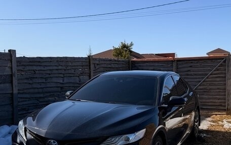 Toyota Camry, 2022 год, 4 070 000 рублей, 2 фотография