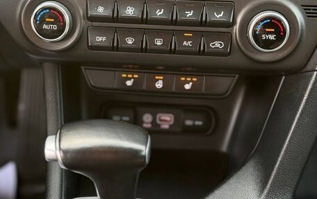 KIA Sportage IV рестайлинг, 2018 год, 1 800 000 рублей, 5 фотография