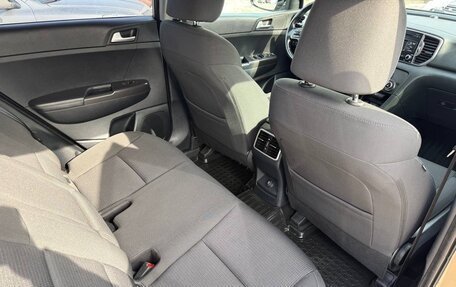 KIA Sportage IV рестайлинг, 2018 год, 1 800 000 рублей, 9 фотография