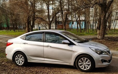 Hyundai Solaris II рестайлинг, 2014 год, 815 000 рублей, 5 фотография
