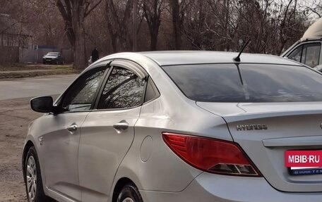 Hyundai Solaris II рестайлинг, 2014 год, 815 000 рублей, 16 фотография