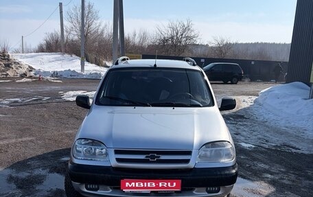 Chevrolet Niva I рестайлинг, 2005 год, 270 000 рублей, 1 фотография