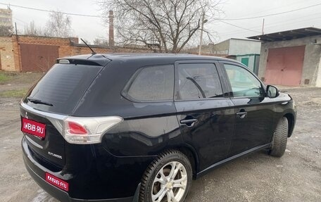 Mitsubishi Outlander III рестайлинг 3, 2013 год, 1 500 000 рублей, 1 фотография