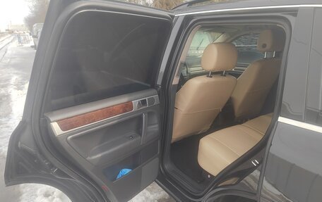 Volkswagen Touareg III, 2007 год, 1 050 000 рублей, 1 фотография