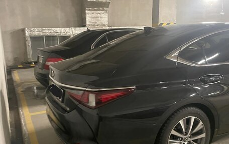 Lexus ES VII, 2020 год, 4 350 000 рублей, 3 фотография