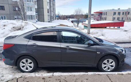 Hyundai Solaris II рестайлинг, 2016 год, 850 000 рублей, 3 фотография