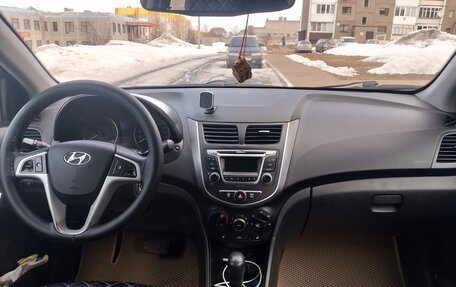 Hyundai Solaris II рестайлинг, 2016 год, 850 000 рублей, 6 фотография