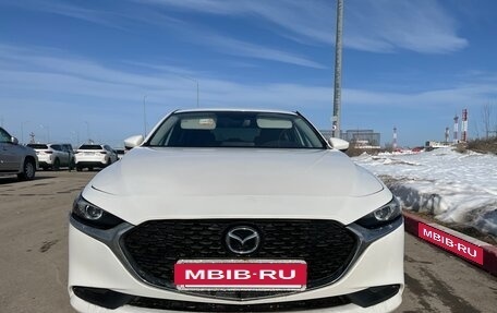 Mazda 3, 2019 год, 1 999 999 рублей, 5 фотография