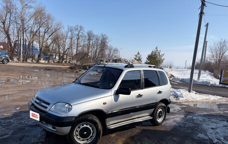 Chevrolet Niva I рестайлинг, 2005 год, 270 000 рублей, 2 фотография