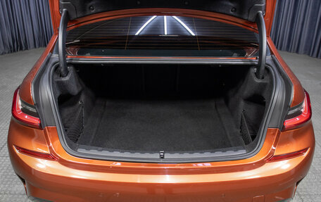 BMW 3 серия, 2021 год, 3 898 000 рублей, 10 фотография