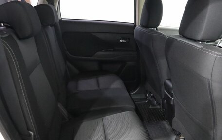 Mitsubishi Outlander III рестайлинг 3, 2018 год, 2 195 000 рублей, 20 фотография