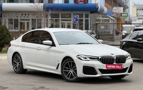 BMW 5 серия, 2020 год, 4 450 000 рублей, 3 фотография
