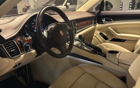 Porsche Panamera II рестайлинг, 2013 год, 4 000 000 рублей, 8 фотография