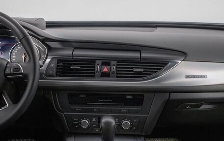 Audi A6, 2017 год, 2 990 000 рублей, 12 фотография