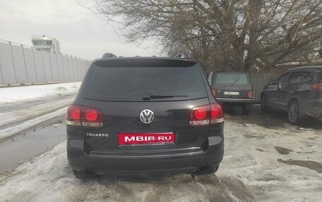 Volkswagen Touareg III, 2007 год, 1 050 000 рублей, 10 фотография