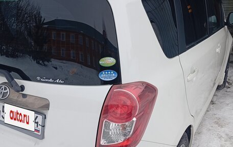 Toyota Ractis I, 2010 год, 900 000 рублей, 4 фотография