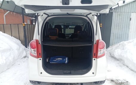 Toyota Ractis I, 2010 год, 900 000 рублей, 14 фотография