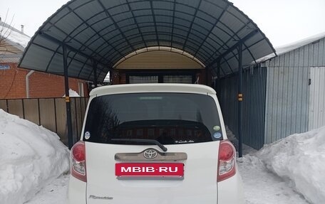 Toyota Ractis I, 2010 год, 900 000 рублей, 15 фотография