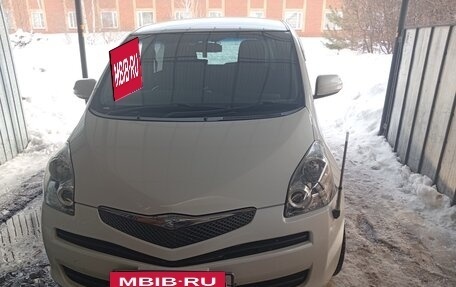 Toyota Ractis I, 2010 год, 900 000 рублей, 26 фотография