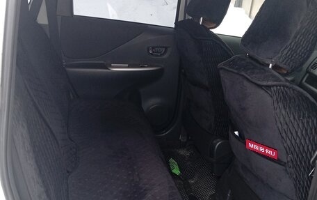 Toyota Ractis I, 2010 год, 900 000 рублей, 19 фотография