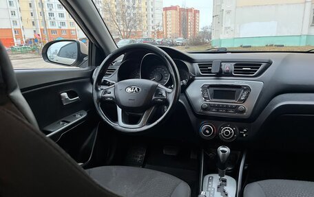 KIA Rio III рестайлинг, 2014 год, 880 000 рублей, 7 фотография