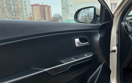 KIA Rio III рестайлинг, 2014 год, 880 000 рублей, 12 фотография