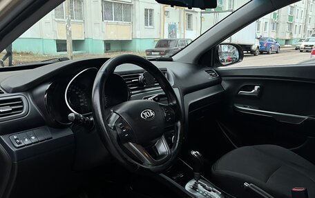 KIA Rio III рестайлинг, 2014 год, 880 000 рублей, 10 фотография