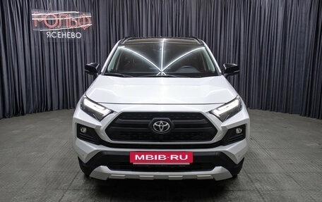 Toyota RAV4, 2025 год, 3 949 000 рублей, 2 фотография