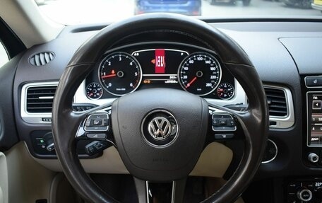 Volkswagen Touareg III, 2015 год, 2 750 000 рублей, 11 фотография