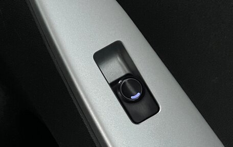 Hyundai Solaris II рестайлинг, 2015 год, 1 250 000 рублей, 30 фотография