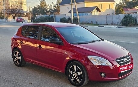 KIA cee'd I рестайлинг, 2007 год, 639 000 рублей, 2 фотография