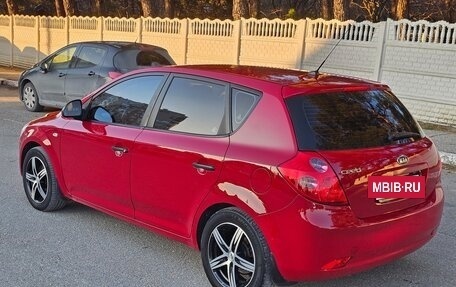 KIA cee'd I рестайлинг, 2007 год, 639 000 рублей, 5 фотография