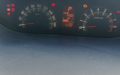 Toyota Ractis I, 2006 год, 475 000 рублей, 17 фотография