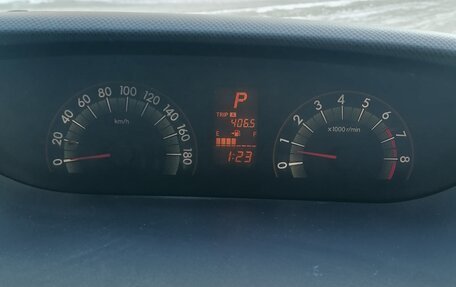 Toyota Ractis I, 2006 год, 475 000 рублей, 18 фотография