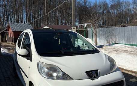Peugeot 107 I рестайлинг, 2010 год, 400 000 рублей, 2 фотография