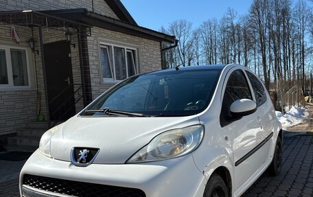 Peugeot 107 I рестайлинг, 2010 год, 400 000 рублей, 3 фотография