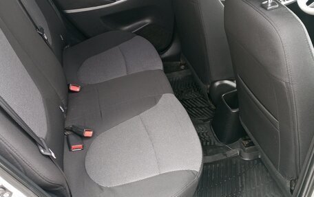 Hyundai Solaris II рестайлинг, 2013 год, 630 000 рублей, 16 фотография