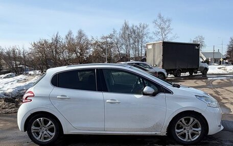 Peugeot 208 II, 2013 год, 702 000 рублей, 6 фотография