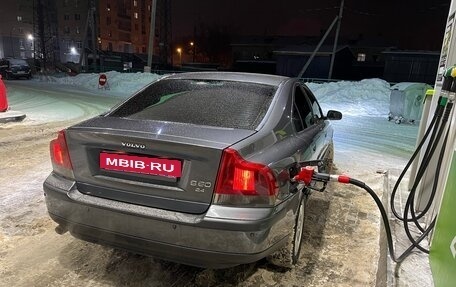 Volvo S60 III, 2003 год, 400 000 рублей, 4 фотография